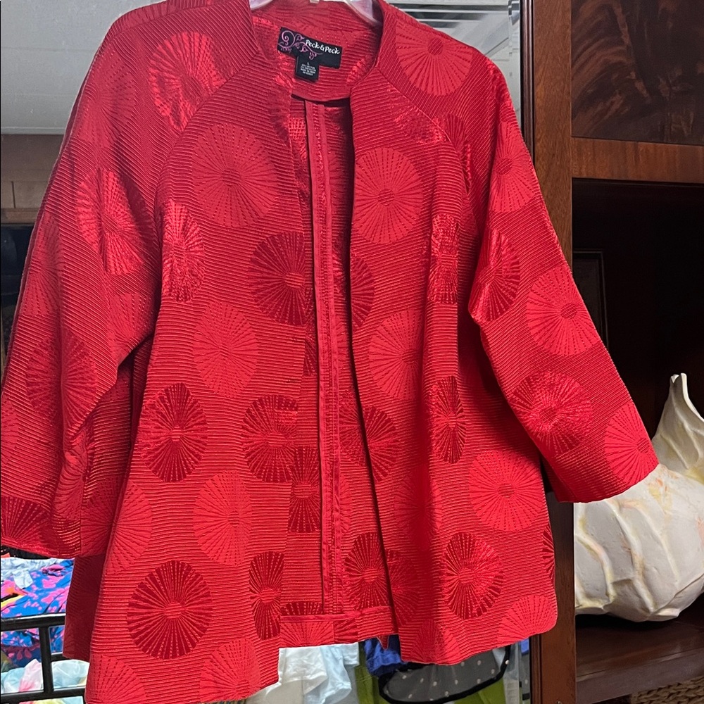 Embroiders starbursts by Peck and Peck Red Patterned Jacket light weight